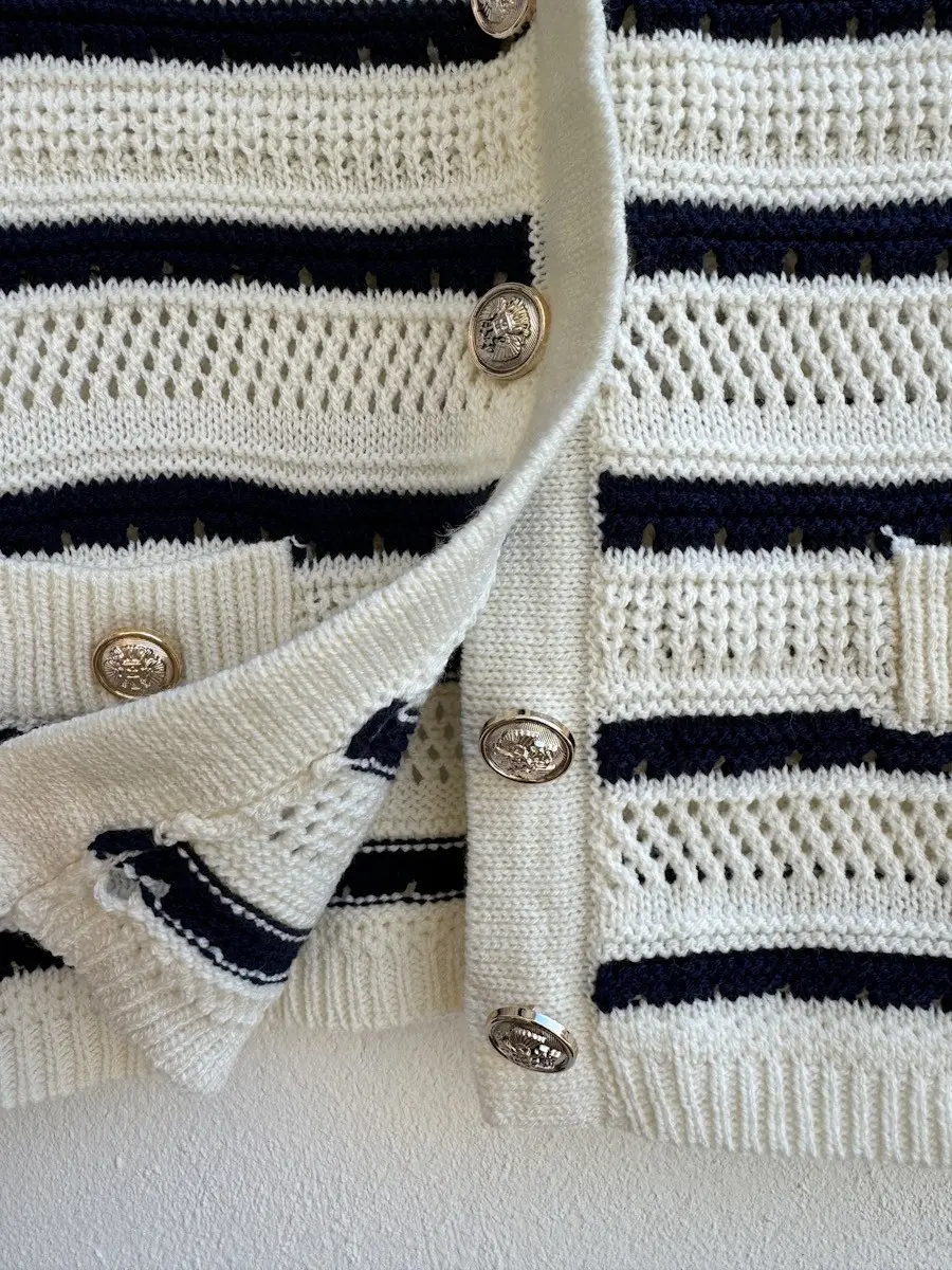 Chaleco a rayas azul y beige - Imagen 5