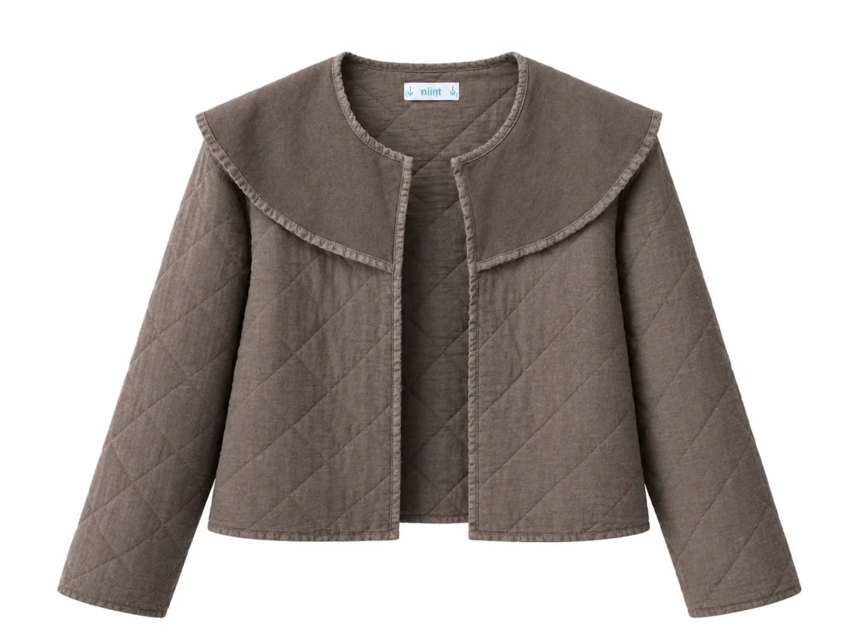 Chaqueta Acolchada con Cuello Tipo Capa y Corte Corto - Imagen 2