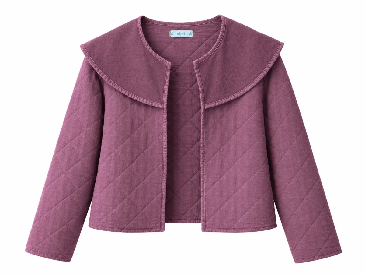 Chaqueta Acolchada con Cuello Tipo Capa y Corte Corto - Imagen 3