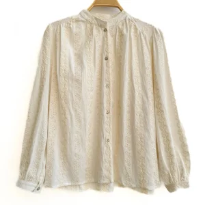Blusa Vintage de Encaje Bordado en Color Marfil