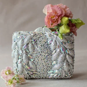 Clutch Joya Soled
