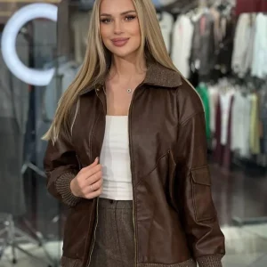 Traje de tres piezas de cuero con lentejuelas