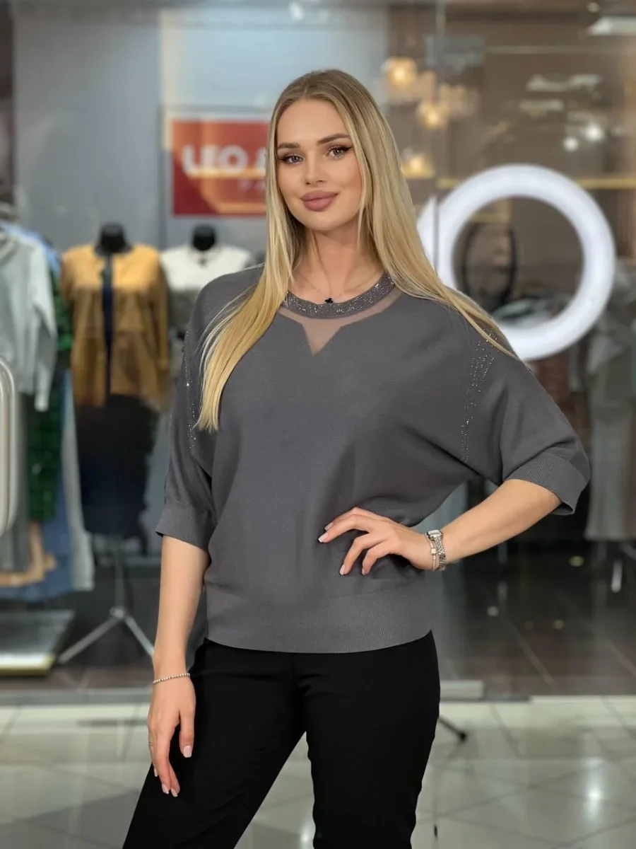 Camisa corta con decoración de pedrería - Imagen 3
